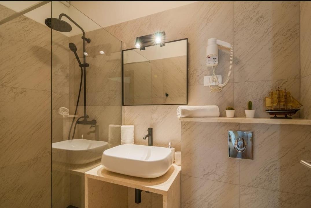 Guesthouse Lion Сплит Экстерьер фото