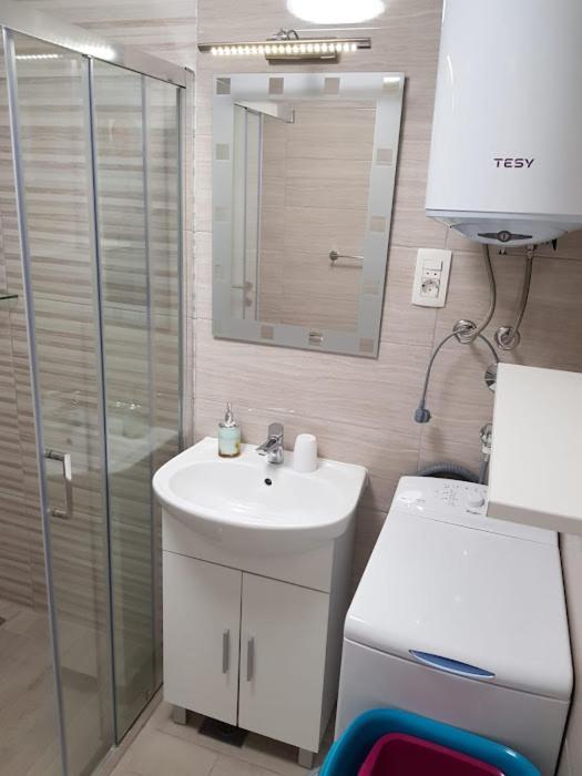 Guesthouse Lion Сплит Экстерьер фото