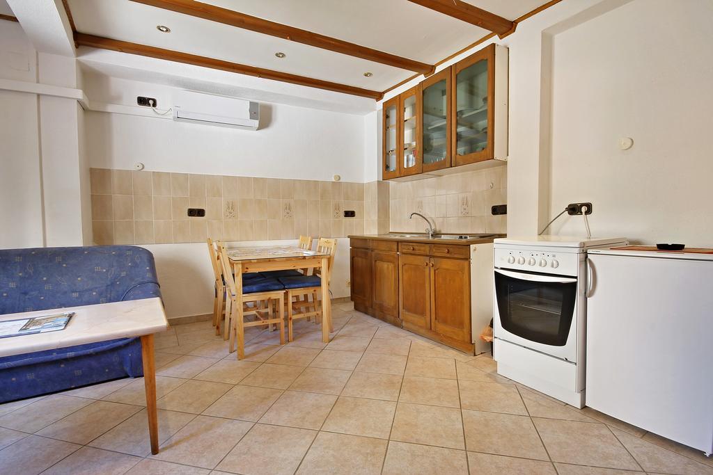 Guesthouse Lion Сплит Номер фото