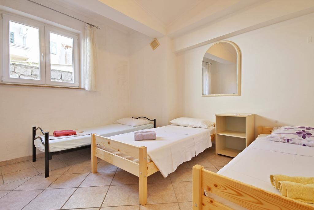 Guesthouse Lion Сплит Номер фото